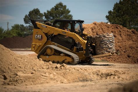 2020 caterpillar skid steer|biggest skid steer cat makes.